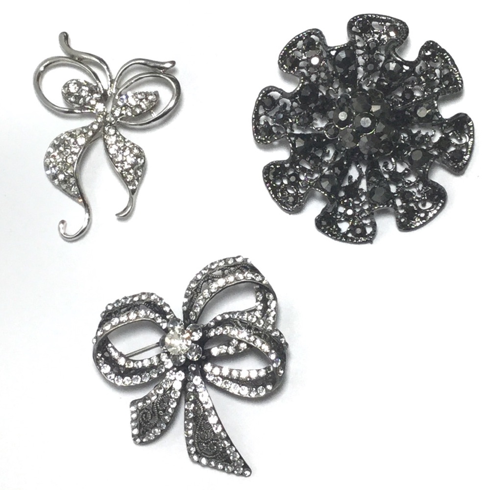 Embellished Sparkly Bundle of Brooches/ Pins